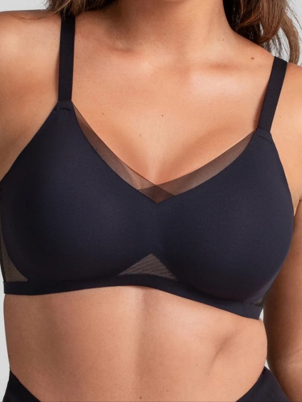 Honeylove Black Seamless Everyday Bra with Mesh Insets CrossOver Bra 38 D/DD